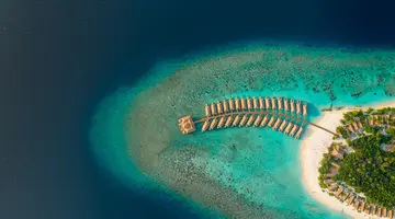 KUDAFUSHI RESORT & SPA