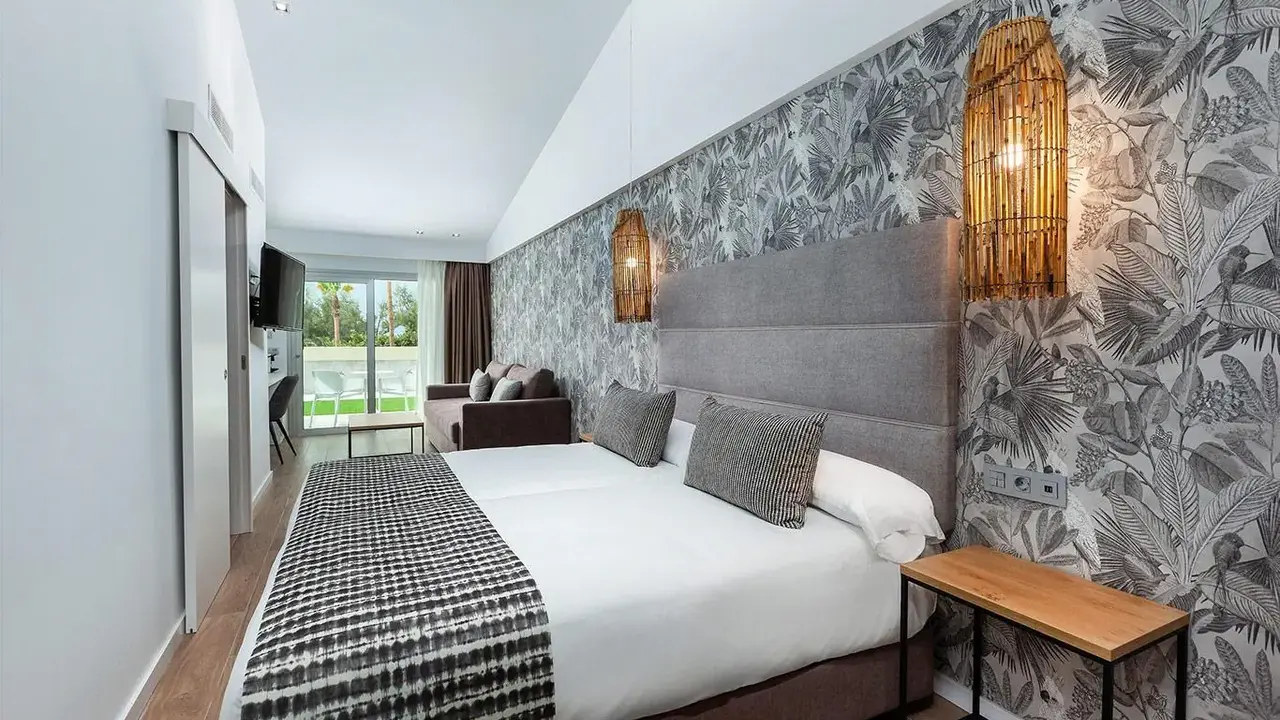 Kumara Serenoa by Lopesan Hotels