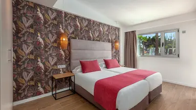 KUMARA SERENOA BY LOPESAN HOTELS