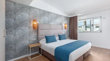 KUMARA SERENOA BY LOPESAN HOTELS