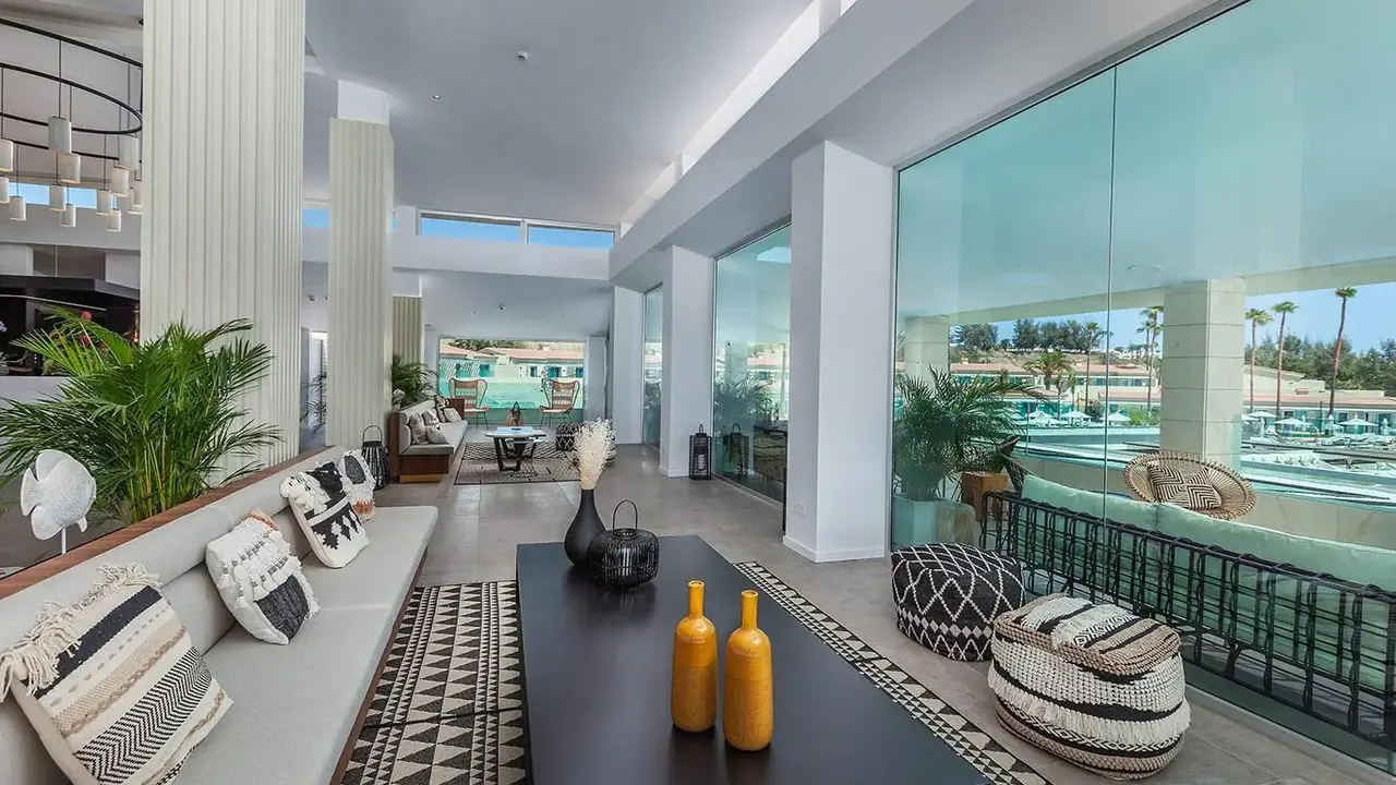 Kumara Serenoa by Lopesan Hotels