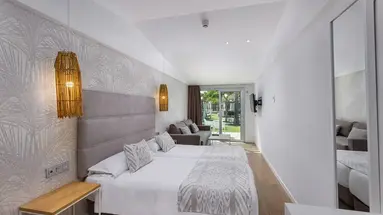 KUMARA SERENOA BY LOPESAN HOTELS