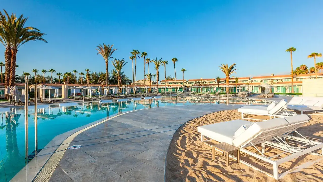 Kumara Serenoa by Lopesan Hotels