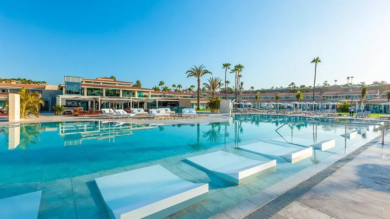 Kumara Serenoa by Lopesan Hotels