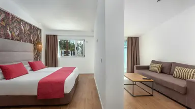 KUMARA SERENOA BY LOPESAN HOTELS