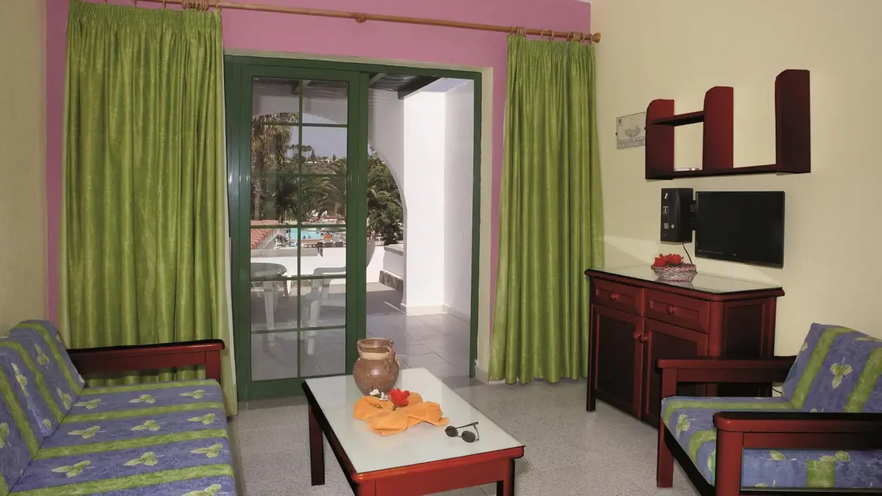Kumara Serenoa by Lopesan Hotels