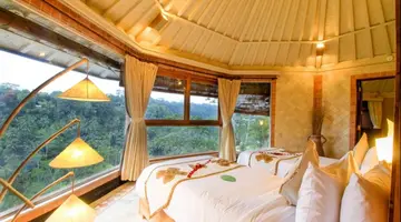 Kupu Kupu Barong Villas & Tree Spa