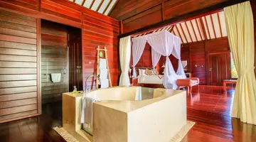 Kupu Kupu Barong Villas & Tree Spa