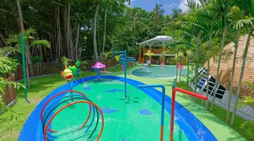 Kuramathi Island Resort
