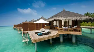 Kuramathi Island Resort