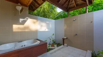 KUREDU ISLAND RESORT & SPA