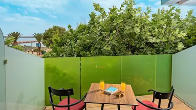 Kyma Suites Beach Hotel
