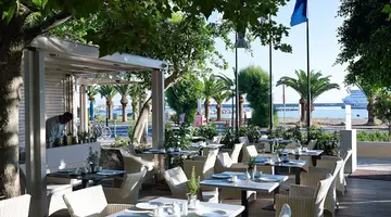 Kyma Suites Beach Hotel