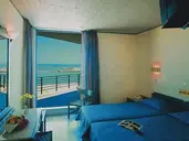 Kyma Suites Beach Hotel
