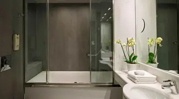 Kyma Suites Beach Hotel