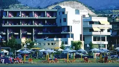 Kyma Suites Beach Hotel