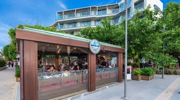 Kyma Suites Beach Hotel