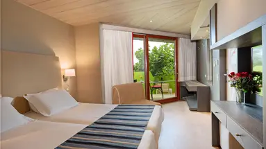 Kyma Suites Beach Hotel