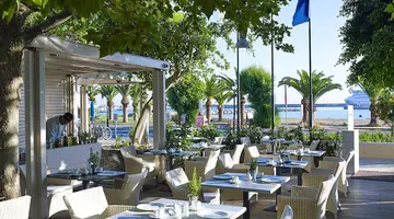 Kyma Suites Beach Hotel
