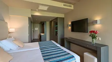 Kyma Suites Beach Hotel
