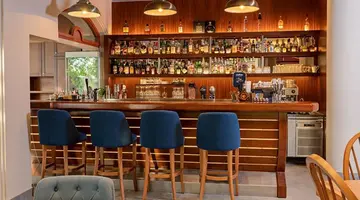 Kyma Suites Beach Hotel