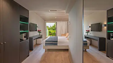 Kyma Suites Beach Hotel