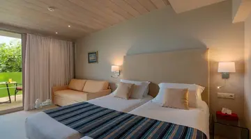 Kyma Suites Beach Hotel