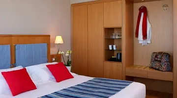 KYMA SUITES