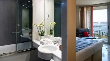 Kyma Suites