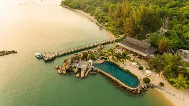 L ALYA NINH VAN BAY
