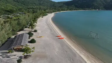 L ALYA NINH VAN BAY