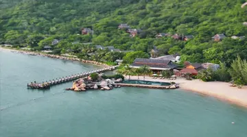 L ALYA NINH VAN BAY