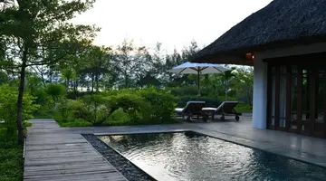 L ALYA NINH VAN BAY