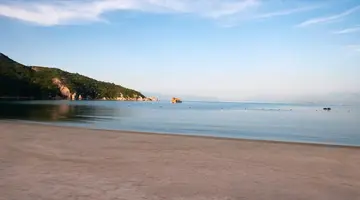 L ALYA NINH VAN BAY