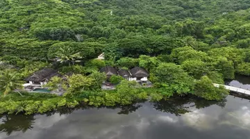 L ALYA NINH VAN BAY
