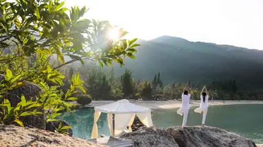 L ALYA NINH VAN BAY
