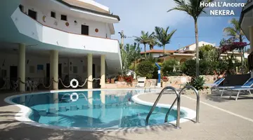 L'ANCORA HOTEL