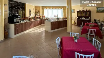 L'ANCORA HOTEL