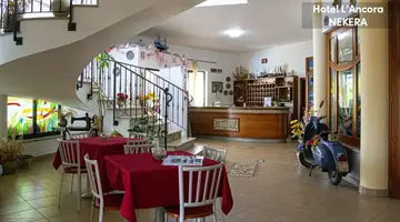 L'ANCORA HOTEL