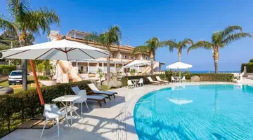 L Arcobaleno Resort
