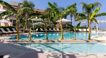 L Arcobaleno Resort