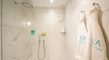 L AZURE
