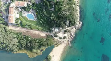 L Ea Bianca Luxury Resort