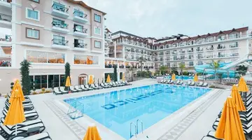 L'oceanica Beach Resort Hotel