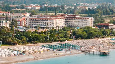 L' Oceanica Beach Resort
