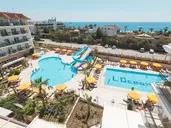 L' Oceanica Beach Resort