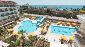 L' Oceanica Beach Resort