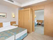L'OCEANICA BEACH RESORT