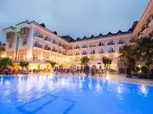 L' Oceanica Beach Resort