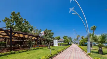 L Oceanica Hotel